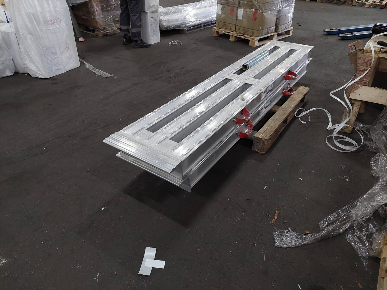 Проставки для трала 2500 мм   в Москве фото 6 Транспорт Москва