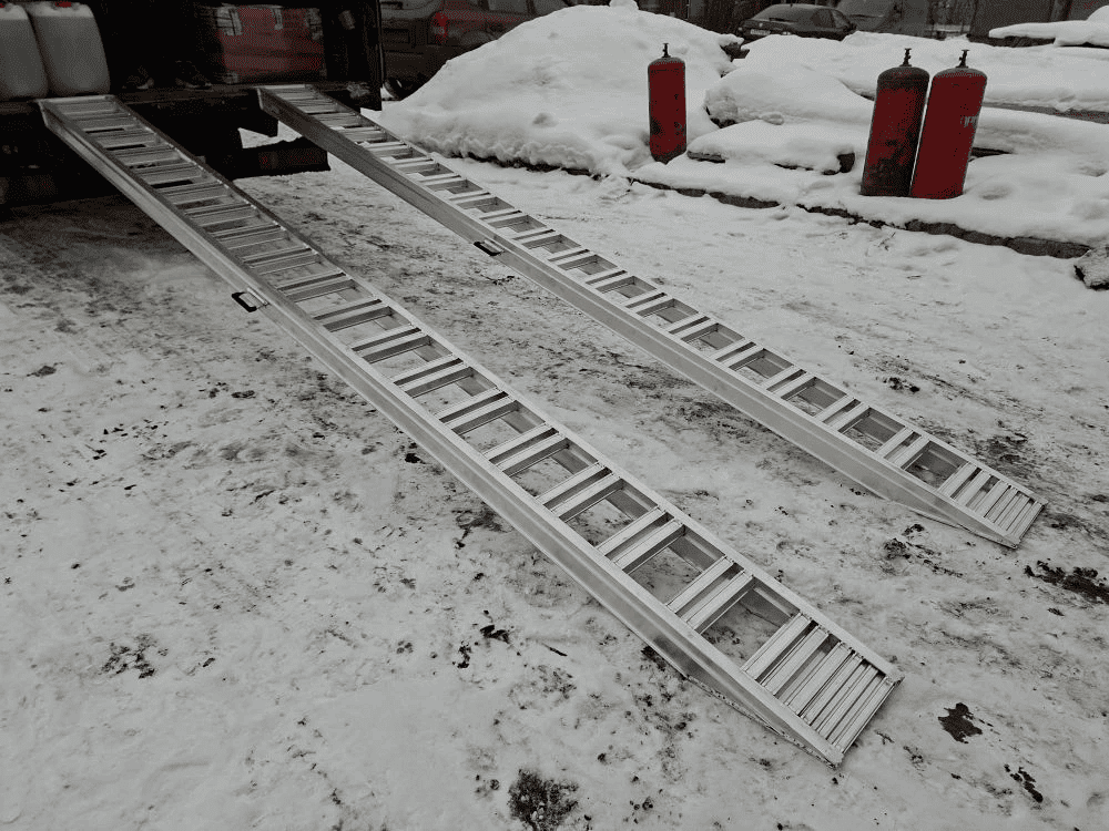 Аппарели алюминиевые для погрузки техники  