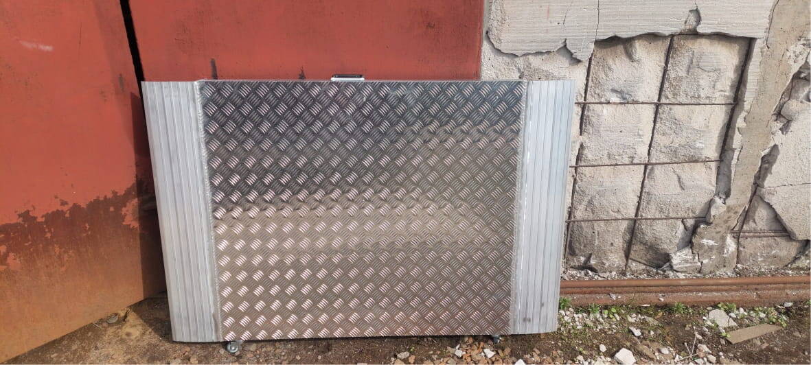 Мост перегрузочный для погрузчика, пандуса Мост перегрузочный для погрузчика, пандуса