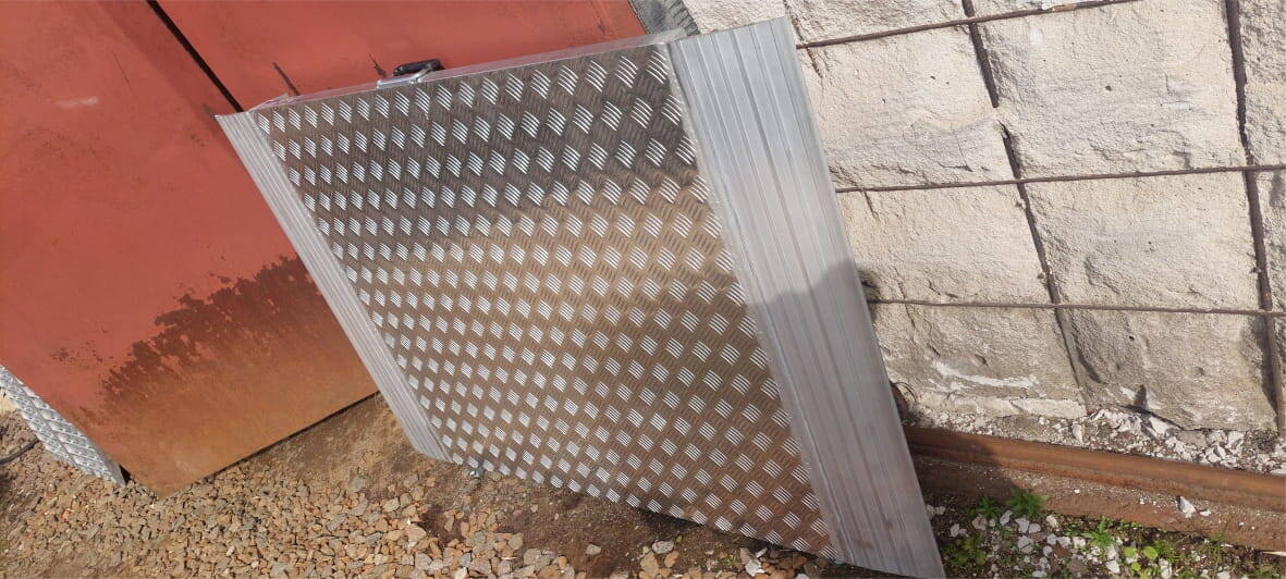 Мост перегрузочный для погрузчика, пандуса  в Белогорске (Республика Крым) фото 6 Транспорт Белогорск (Республика Крым)