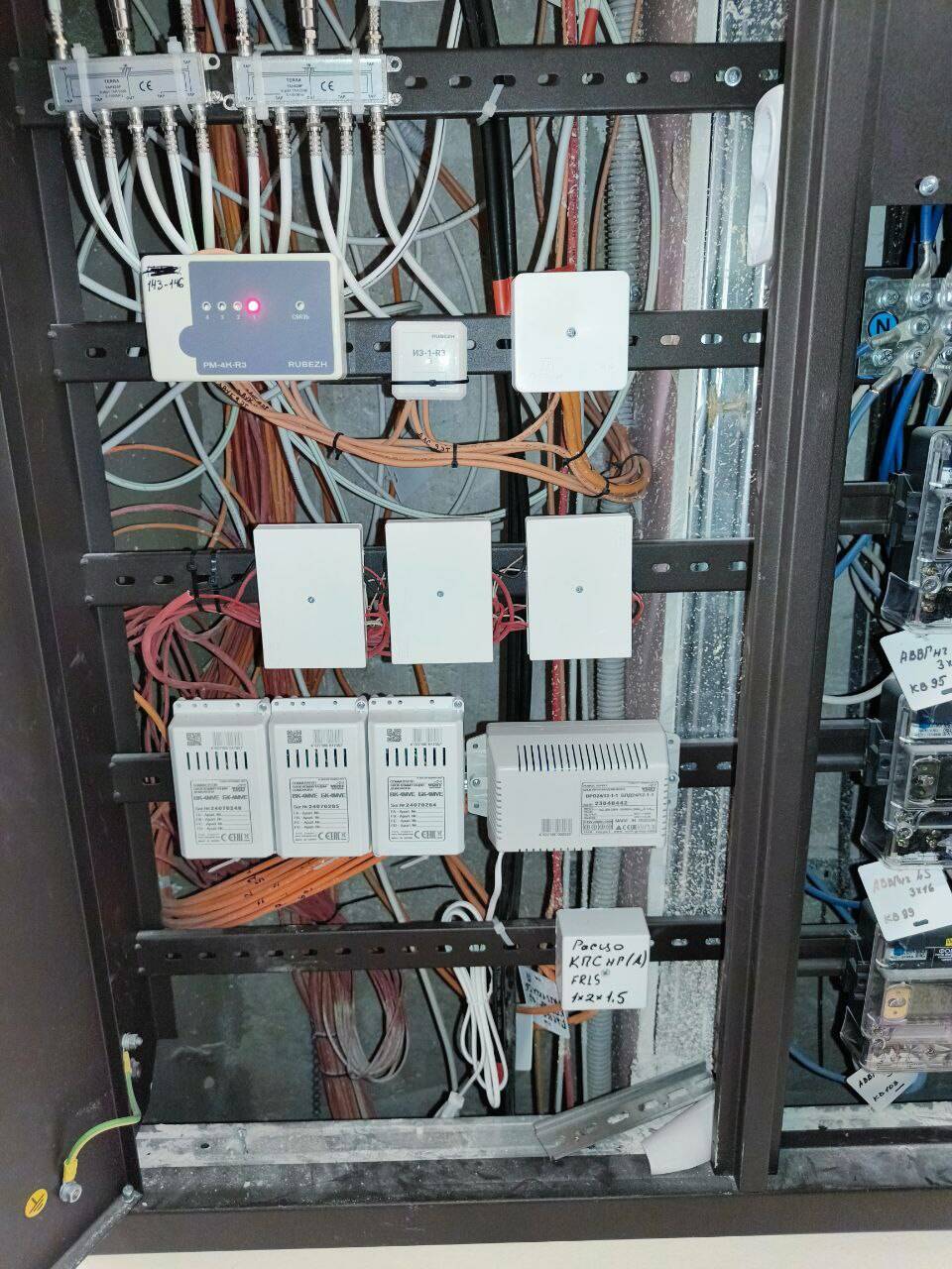 Проектирование, поставка, монтаж скуд и домофонии в Санкт-Петербурге фото 6 Услуги Санкт-Петербург