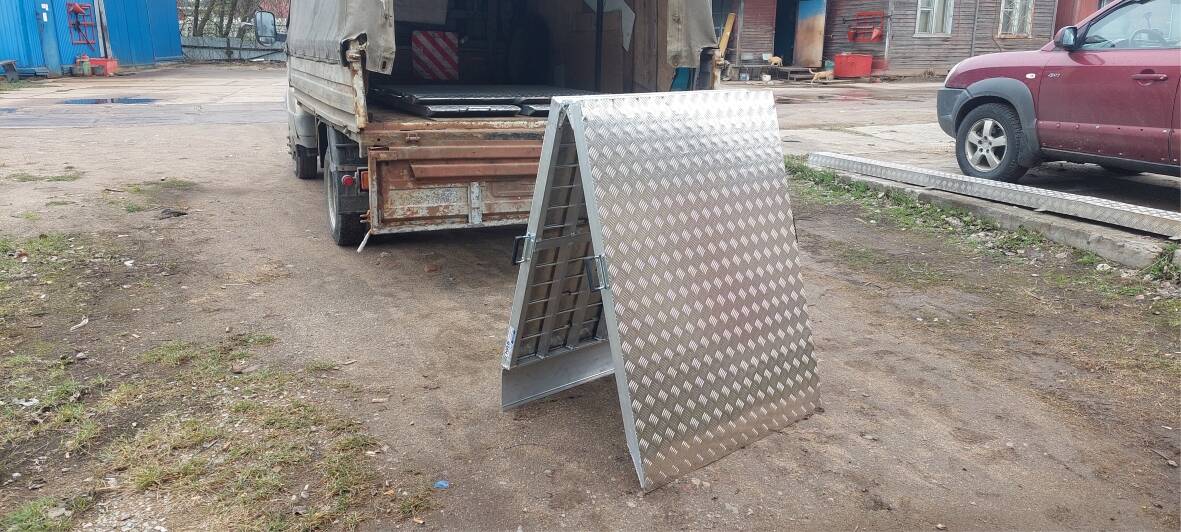 Мост погрузочный алюминиевый складной 700 кг   в Ростове-на-Дону фото 3 Транспорт Ростов-на-Дону