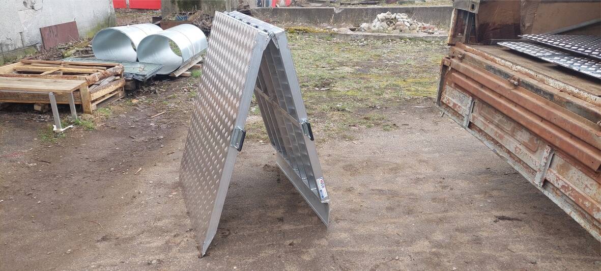 Мост погрузочный алюминиевый складной 700 кг   в Ростове-на-Дону фото 2 Транспорт Ростов-на-Дону