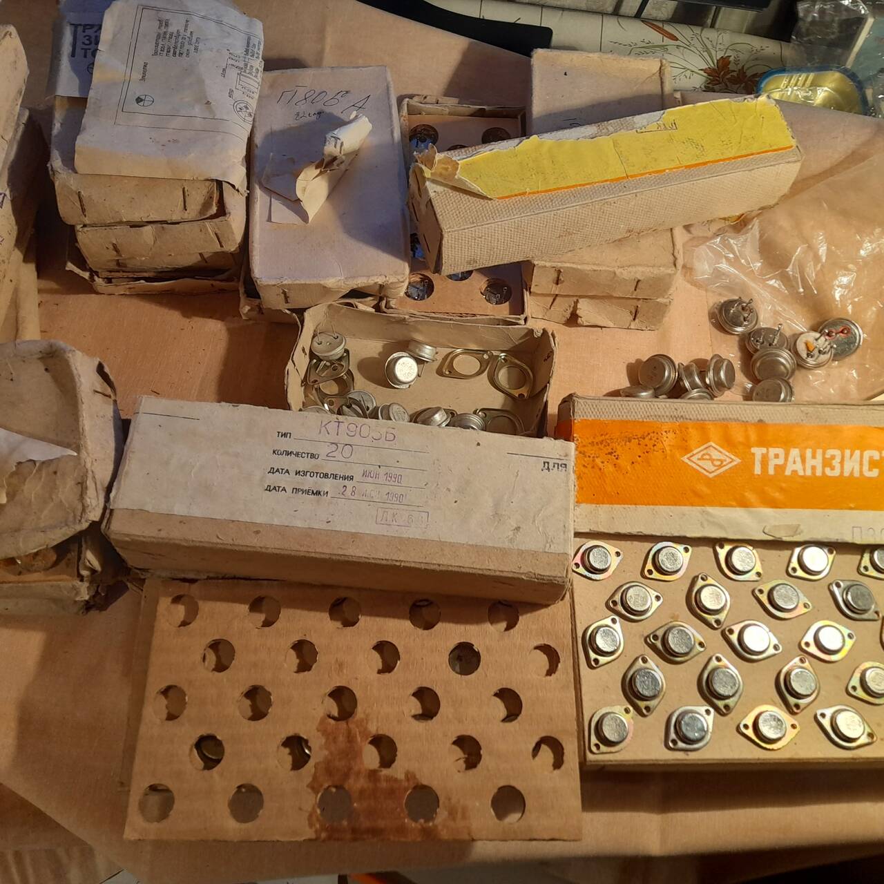 Транзисторы  СССР   Новые.  в Челябинске фото 3 Бытовая электроника Челябинск