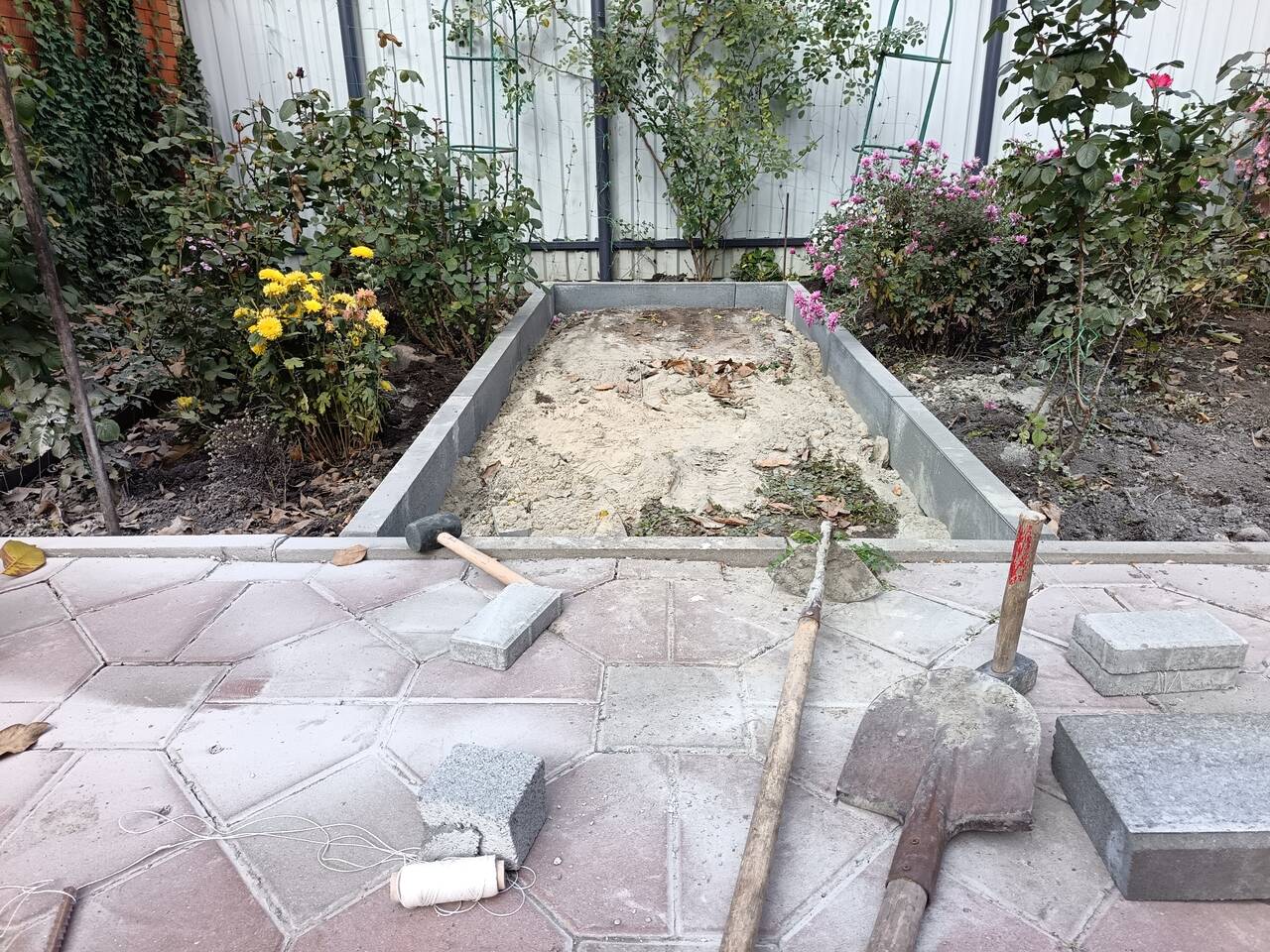 Укладка тратуарной плитки  в Аксае фото 4 Услуги Аксай