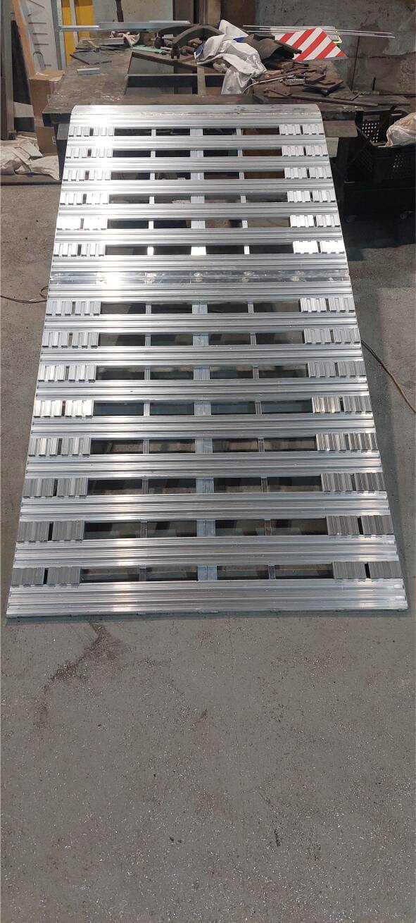 Мост погрузочный рифленый  