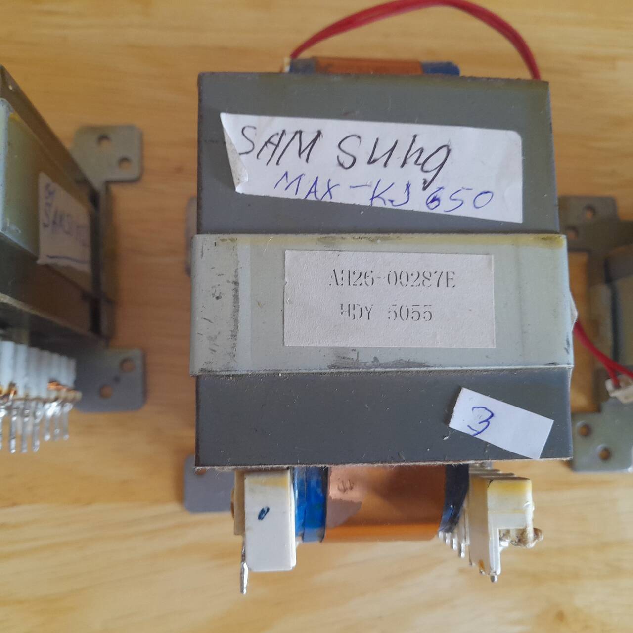 Трансформаторы от  SAMSUNG  в Челябинске фото 7 Бытовая электроника Челябинск