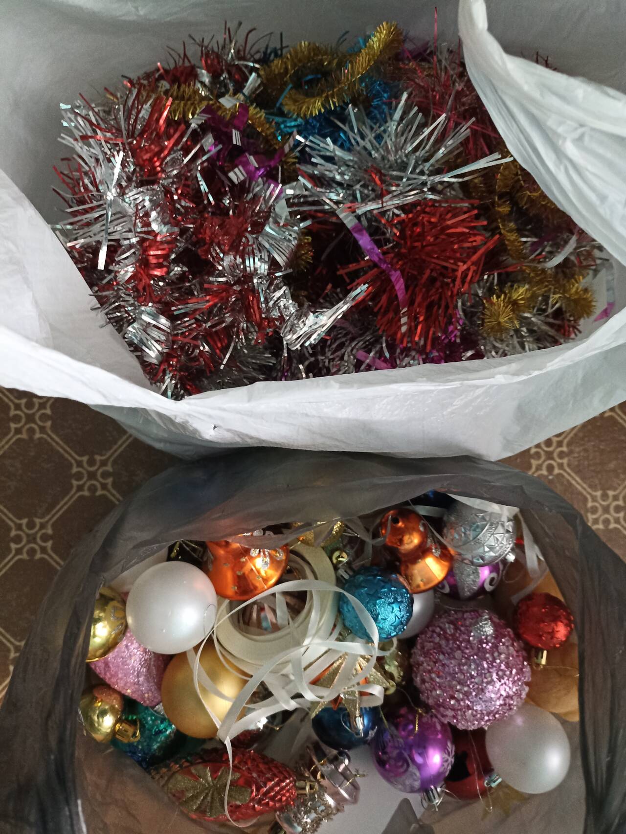 Игрушки новогодние 