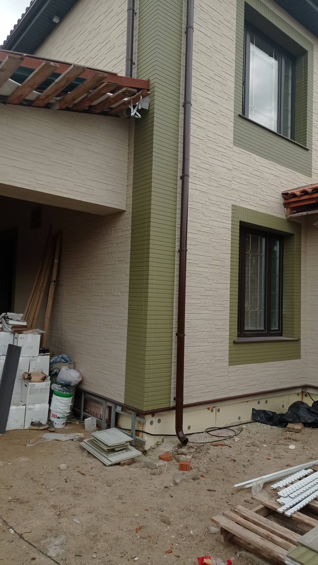 Предлагаю услуги по ремонту кваотир и домов и косметическиь ремонт