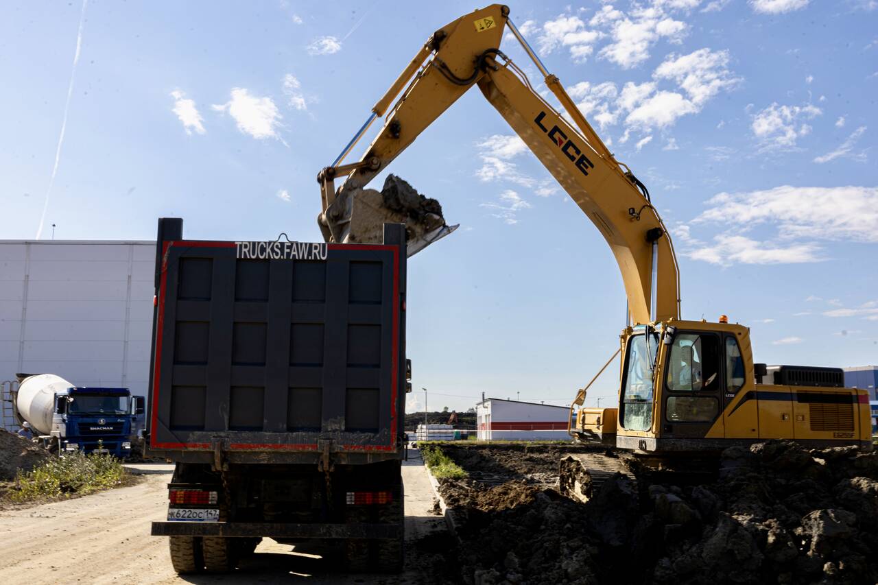 Аренда гусеничного экскаватора в Тосно фото 4 Услуги Тосно