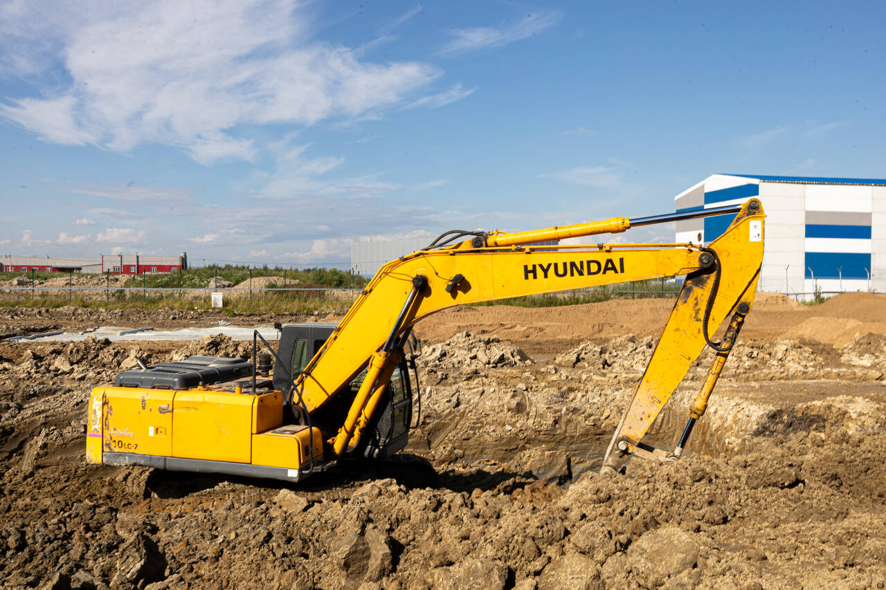 Аренда гусеничного экскаватора в Тосно фото 2 Услуги Тосно