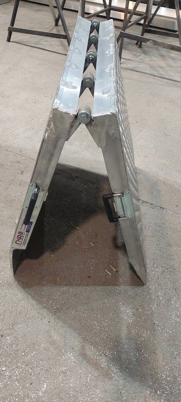 Мост погрузочный складной для погрузки в авто 