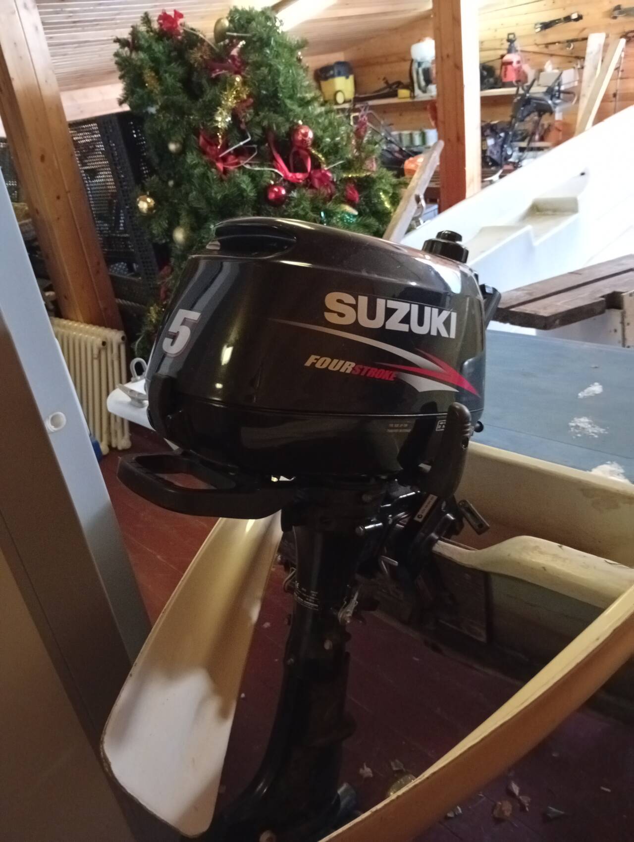 лодка  в Лодейном Поле фото 2 Транспорт Лодейное Поле