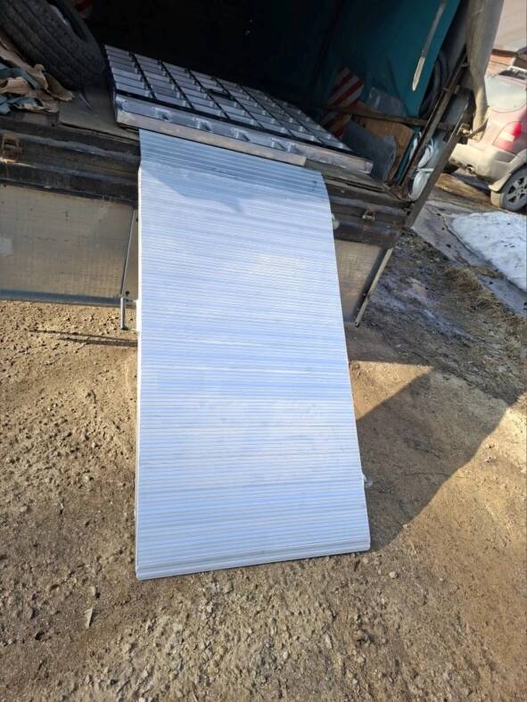 Мост погрузочный приставной ГКА 5.230.100.2/4MГ  в Москве фото 2 Транспорт Москва