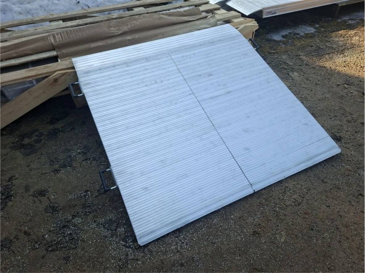 Мосты погрузочные любого размера и грузоподъемности 