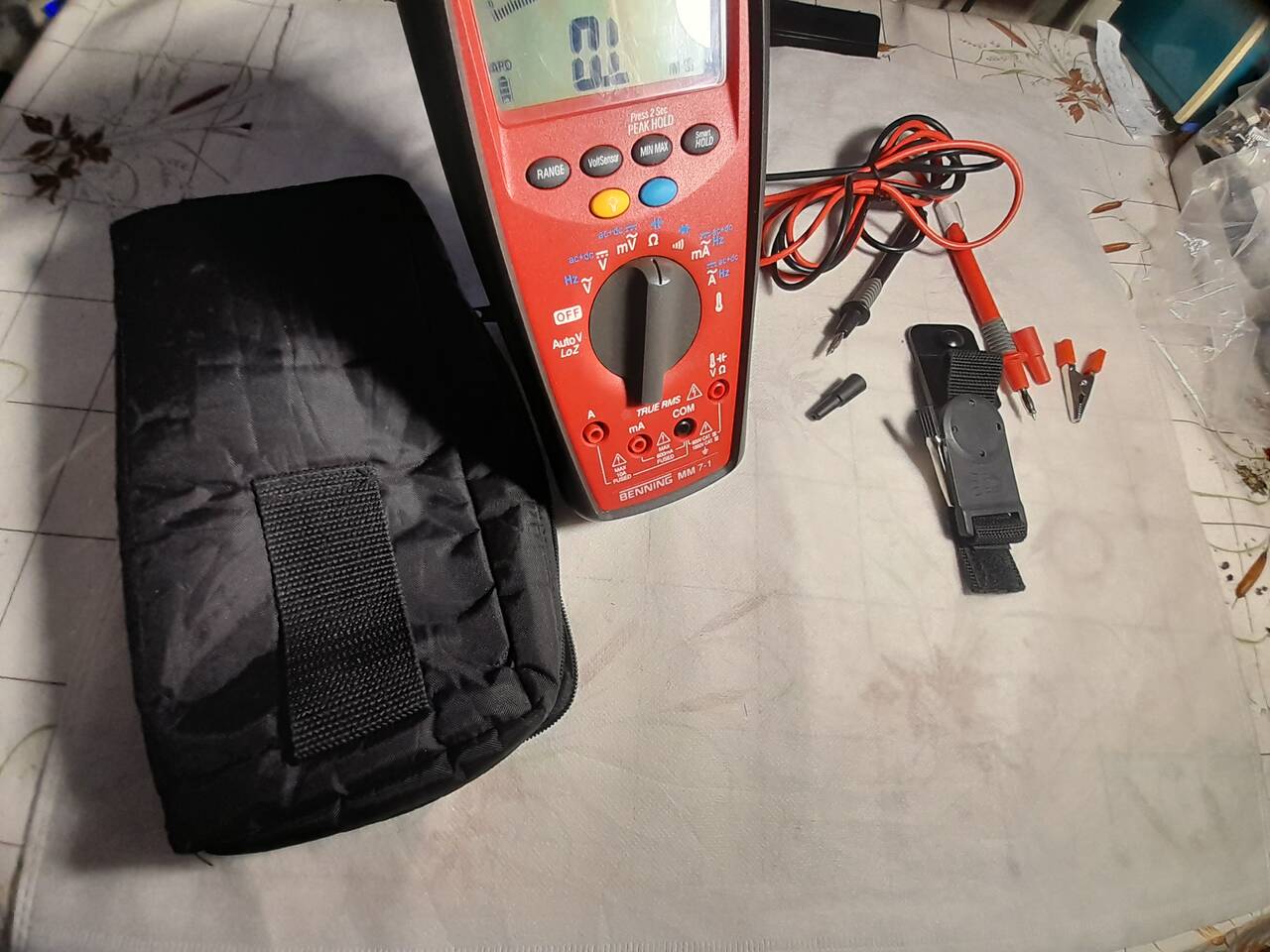 Цифровой мультиметр BENNING MM 7-1  в Челябинске фото 3 Бытовая электроника Челябинск