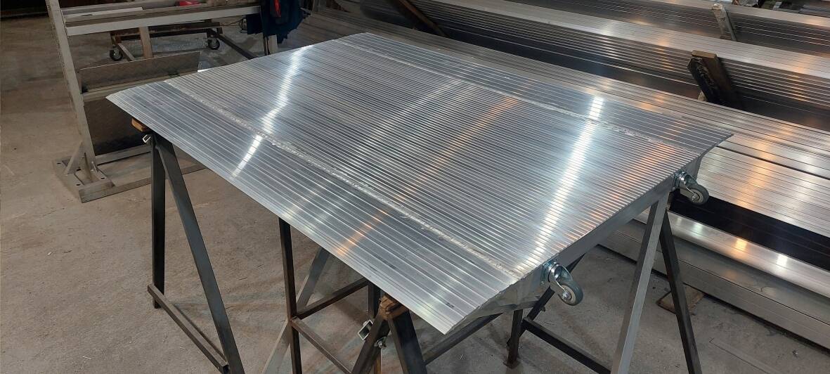 Мосты перегрузочные для рохли, склада, пандуса