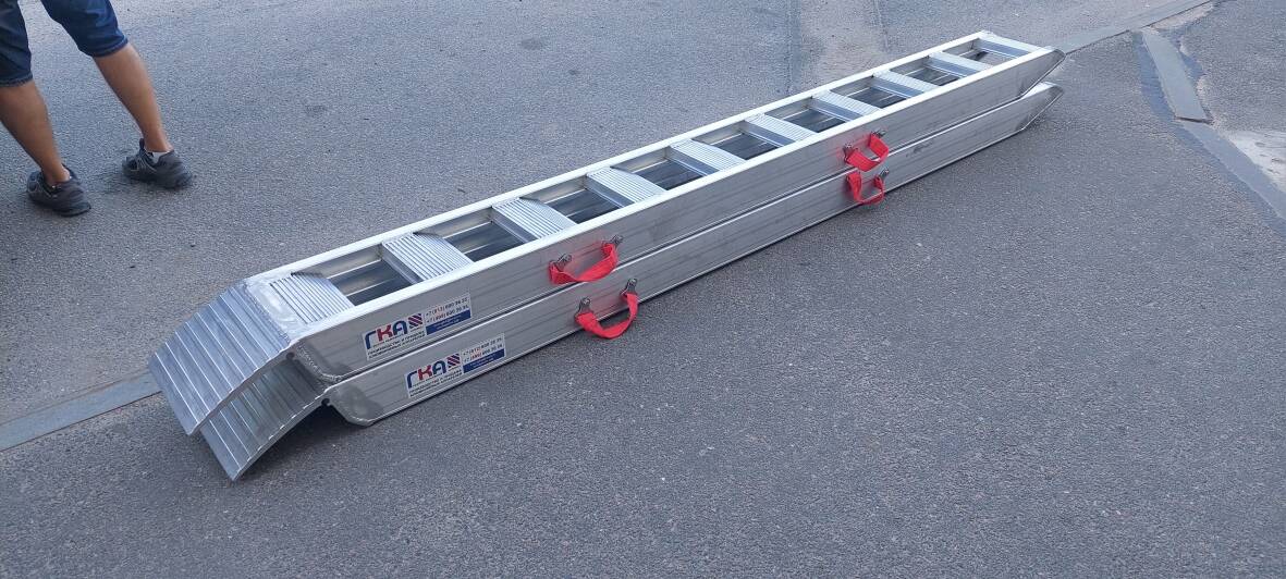 Аппарели алюминиевые для спецтехники  