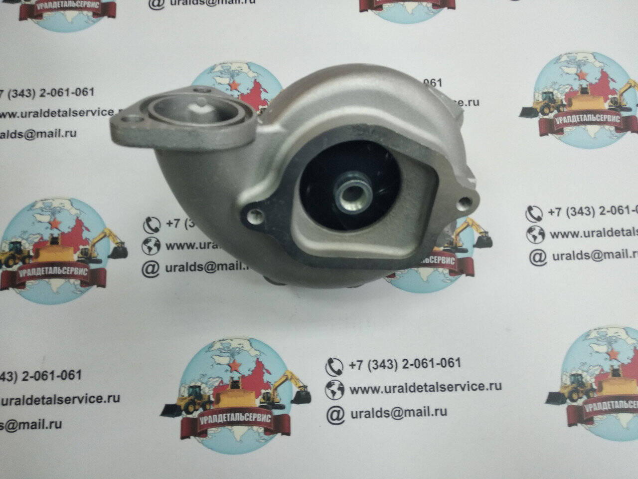 Водяной насос 8980197410 (6WG1) Hitachi в Екатеринбурге фото 2 Транспорт Екатеринбург