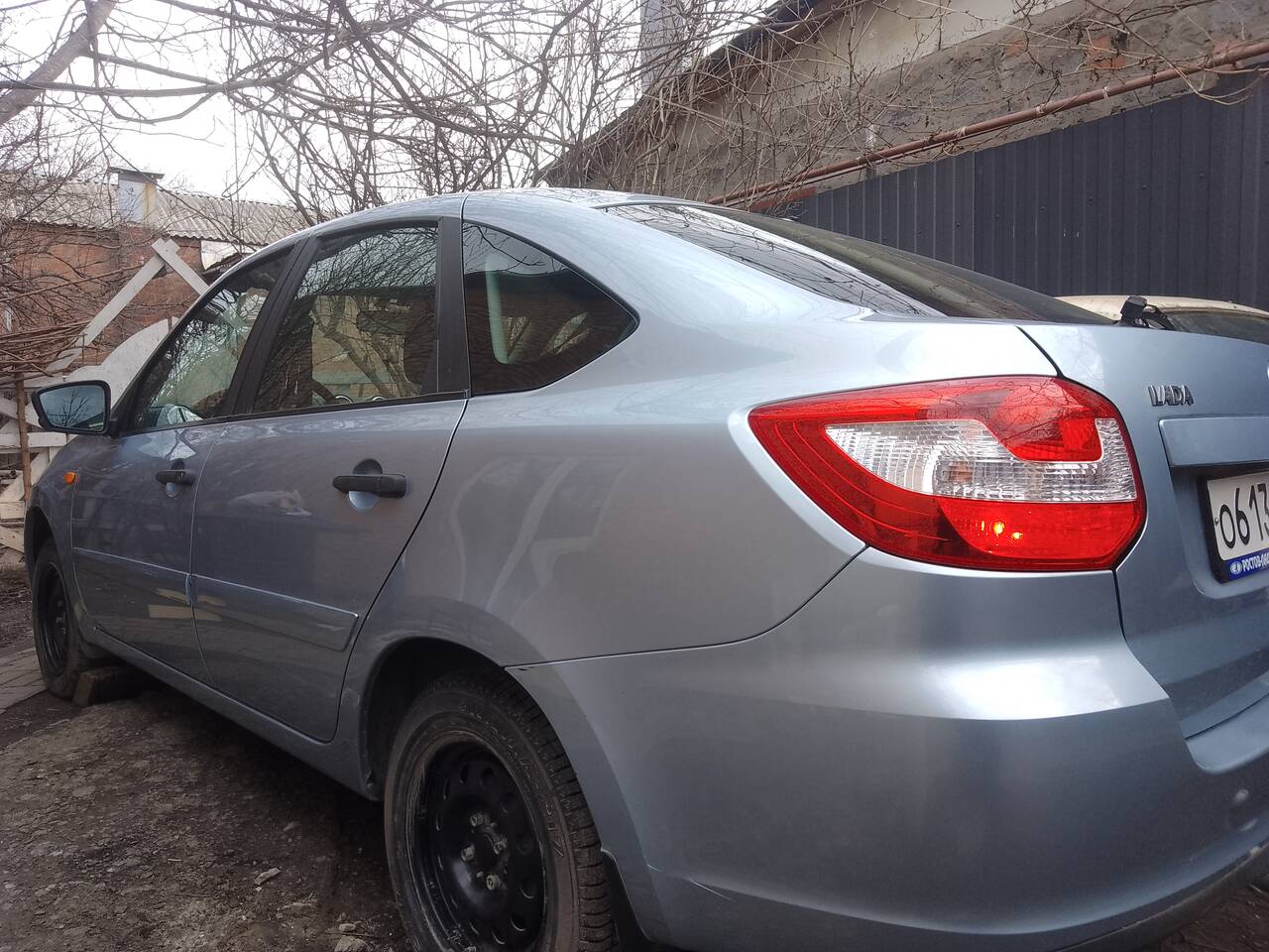 ВАЗ Granta, 2015 LADA 219110 GRANTA. Пробег 17896 км. ОАО "АВТОВАЗ" г. Тольятти, в Ростове-на-Дону фото 4 Транспорт Ростов-на-Дону