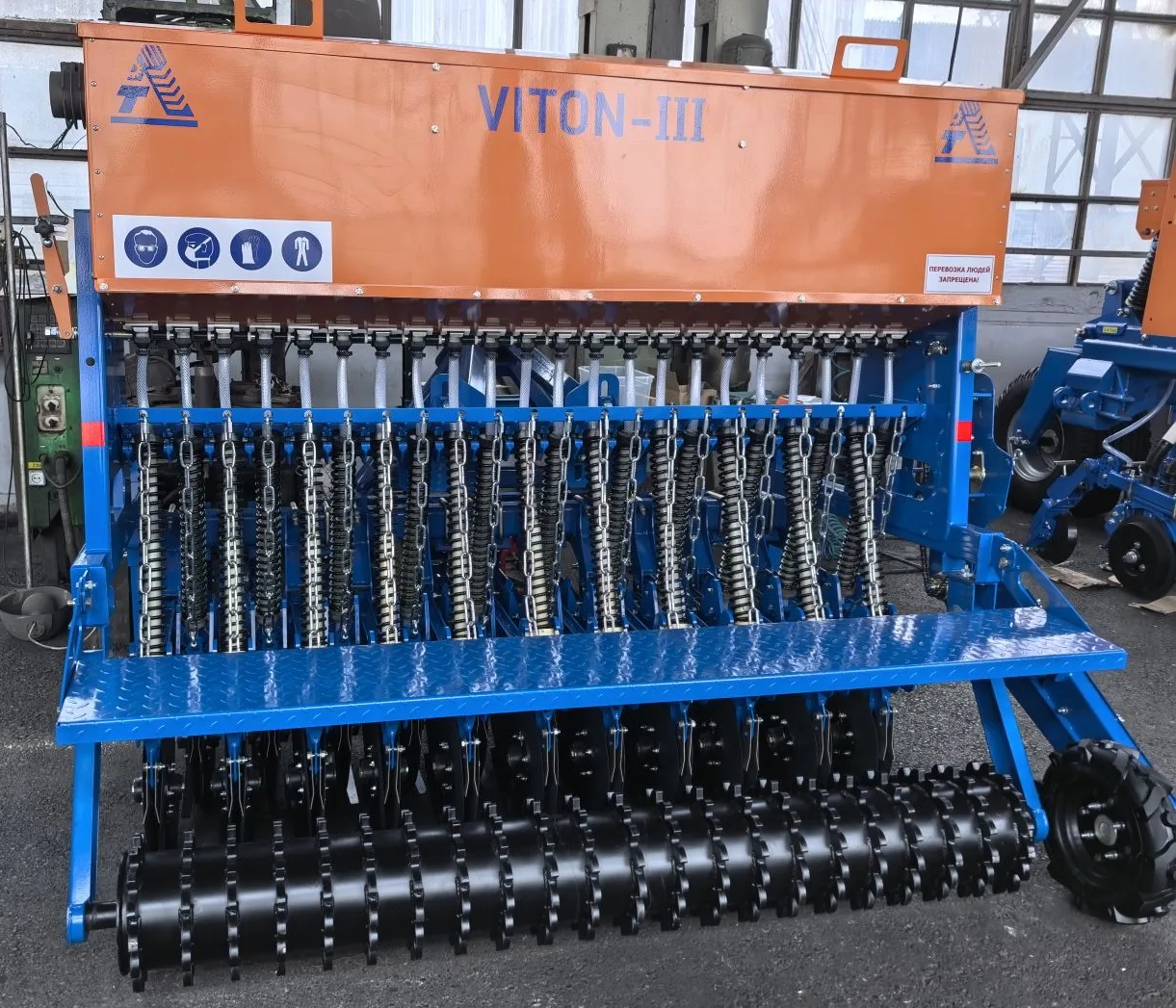 Сеялка Витон -3 травяная, подсев пастбищ