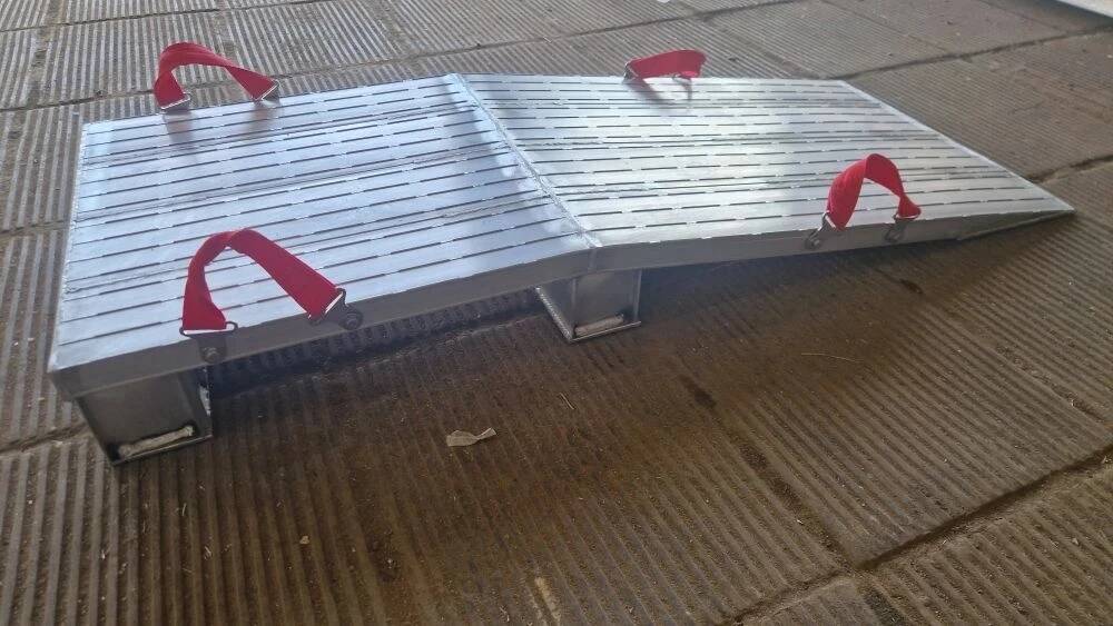 Тумбы алюминиевые ГКА 150.60.15   в Москве фото 3 Транспорт Москва