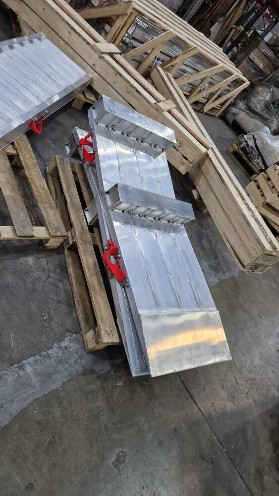 Тумбы алюминиевые ГКА 150.60.15  