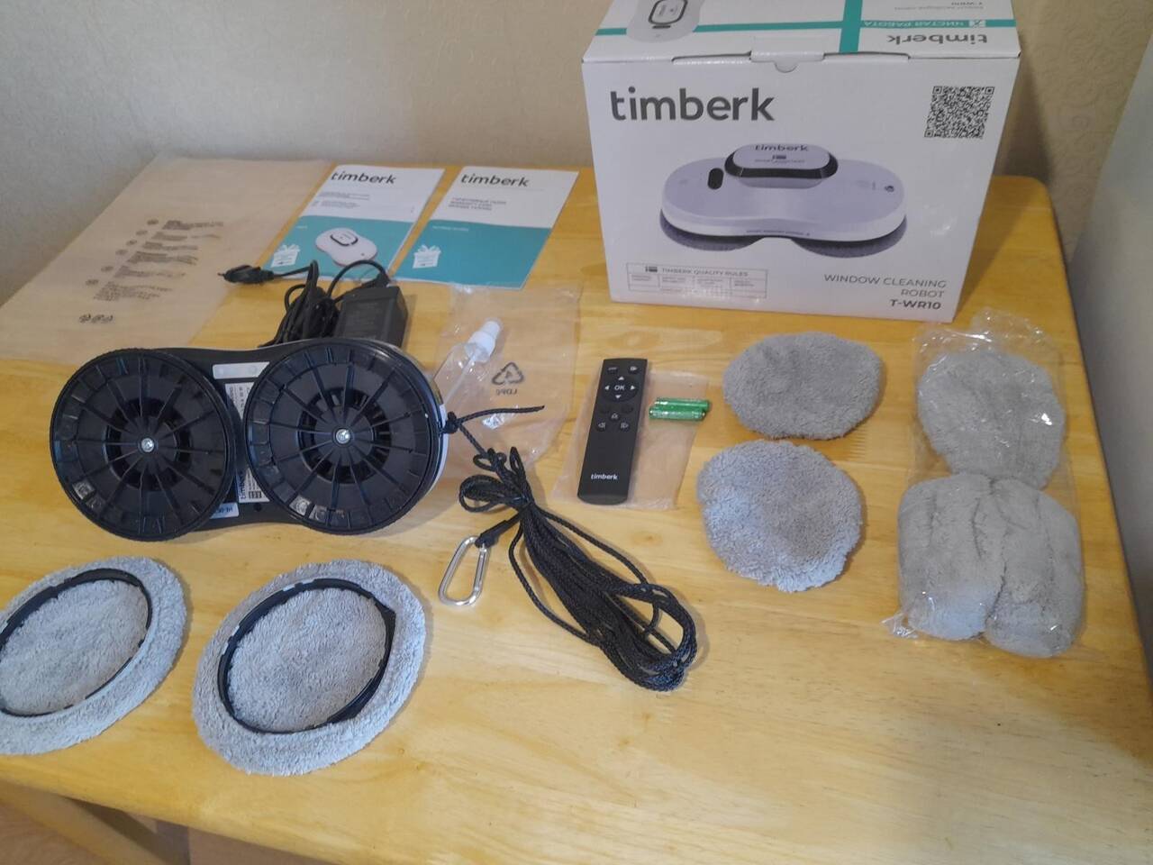 Робот мойки окон TIMBERK. T-WR10. Новый в Челябинске фото 5 Для дома и дачи Челябинск Робот мойки окон TIMBERK. T-WR10. Новый в Челябинске фото 5 Для дома и дачи Челябинск