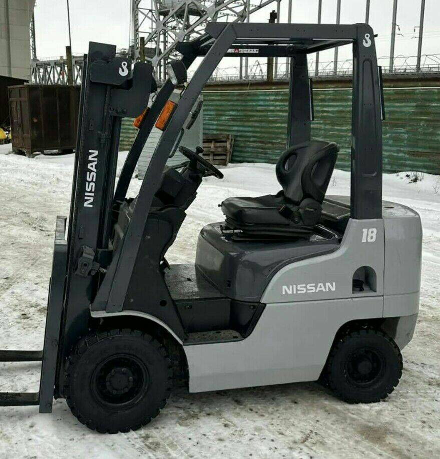 Вилочный погрузчик NISSAN FG18