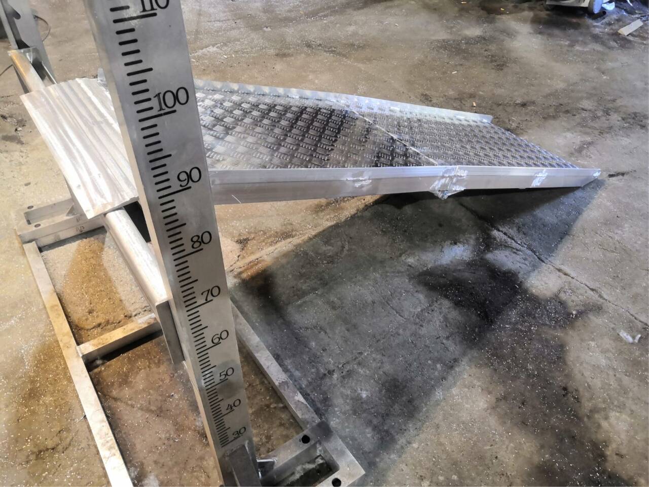 Погрузочный мост складной с бортами  в Москве фото 2 Транспорт Москва