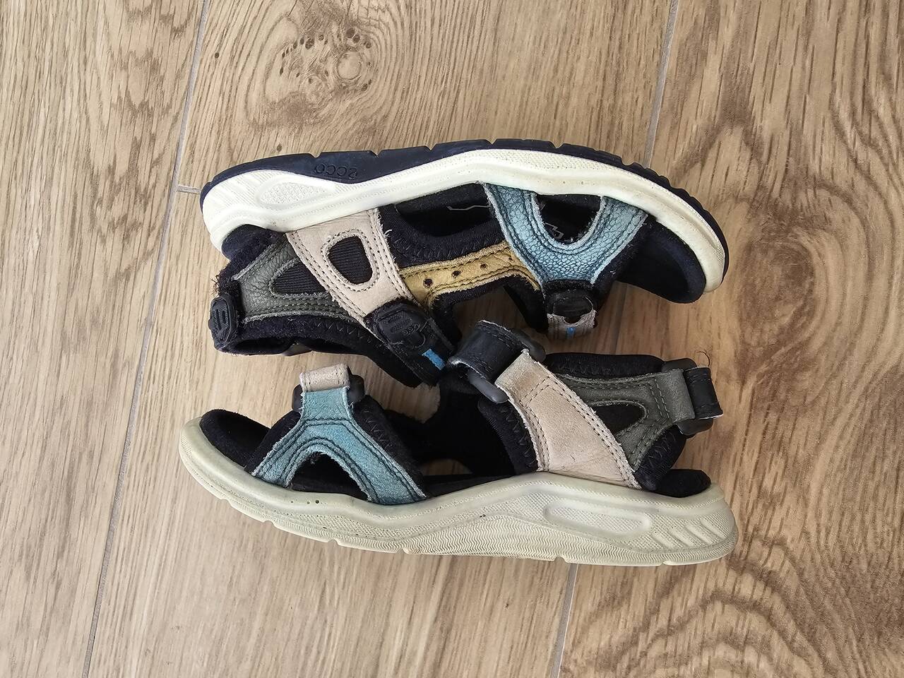 Сандали ecco  во Всеволожске фото 2 Личные вещи Всеволожск