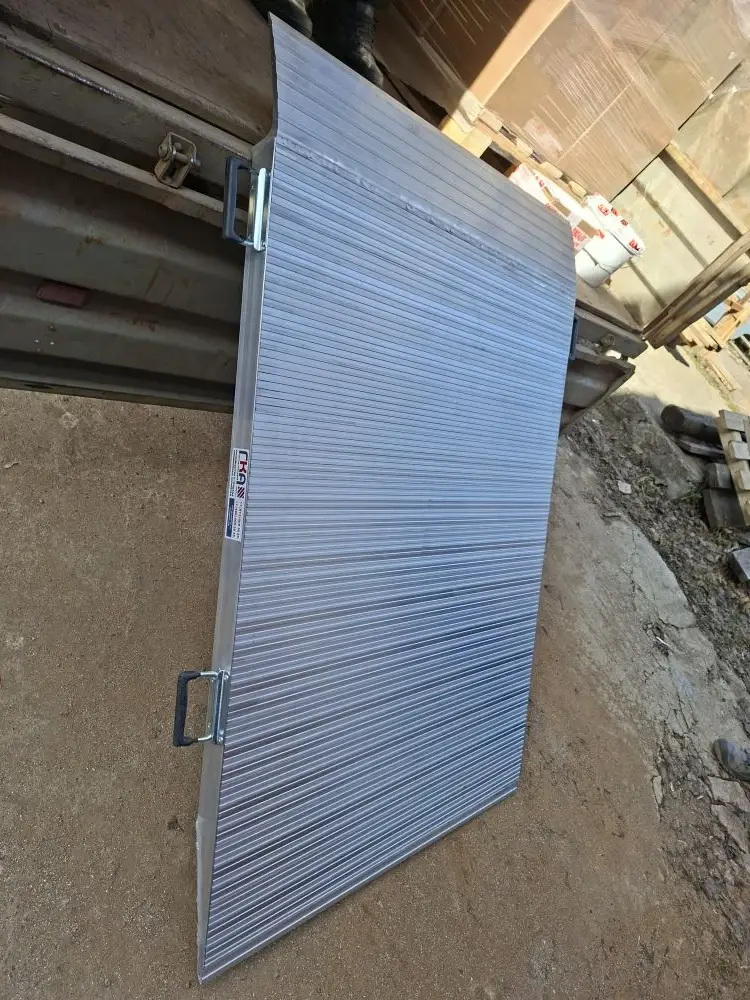 Мост погрузочный для рохли, склада и пр. Мост погрузочный для рохли, склада и пр.