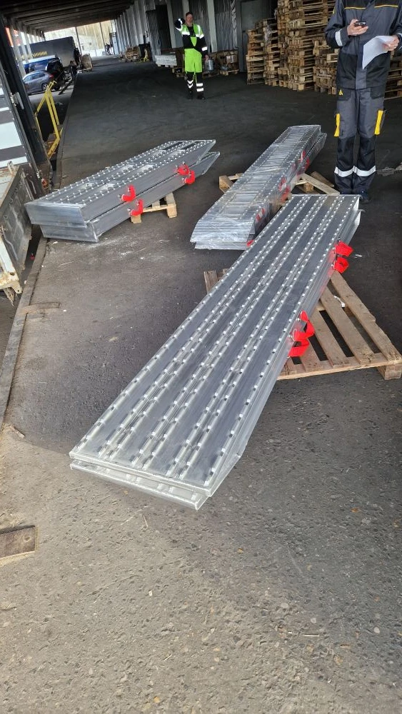 Аппарели для спецтехники Модель ГКА 350.48 Аппарели для спецтехники Модель ГКА 350.48