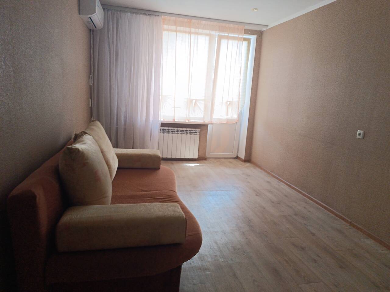 Севастополь. Сдам 1 к.квартиру длительно