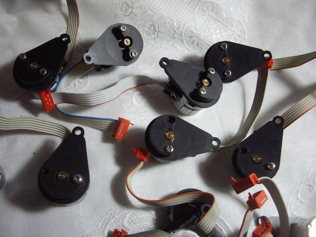Моторчик шаговый 12 вольт   в Челябинске фото 5 Бытовая электроника Челябинск