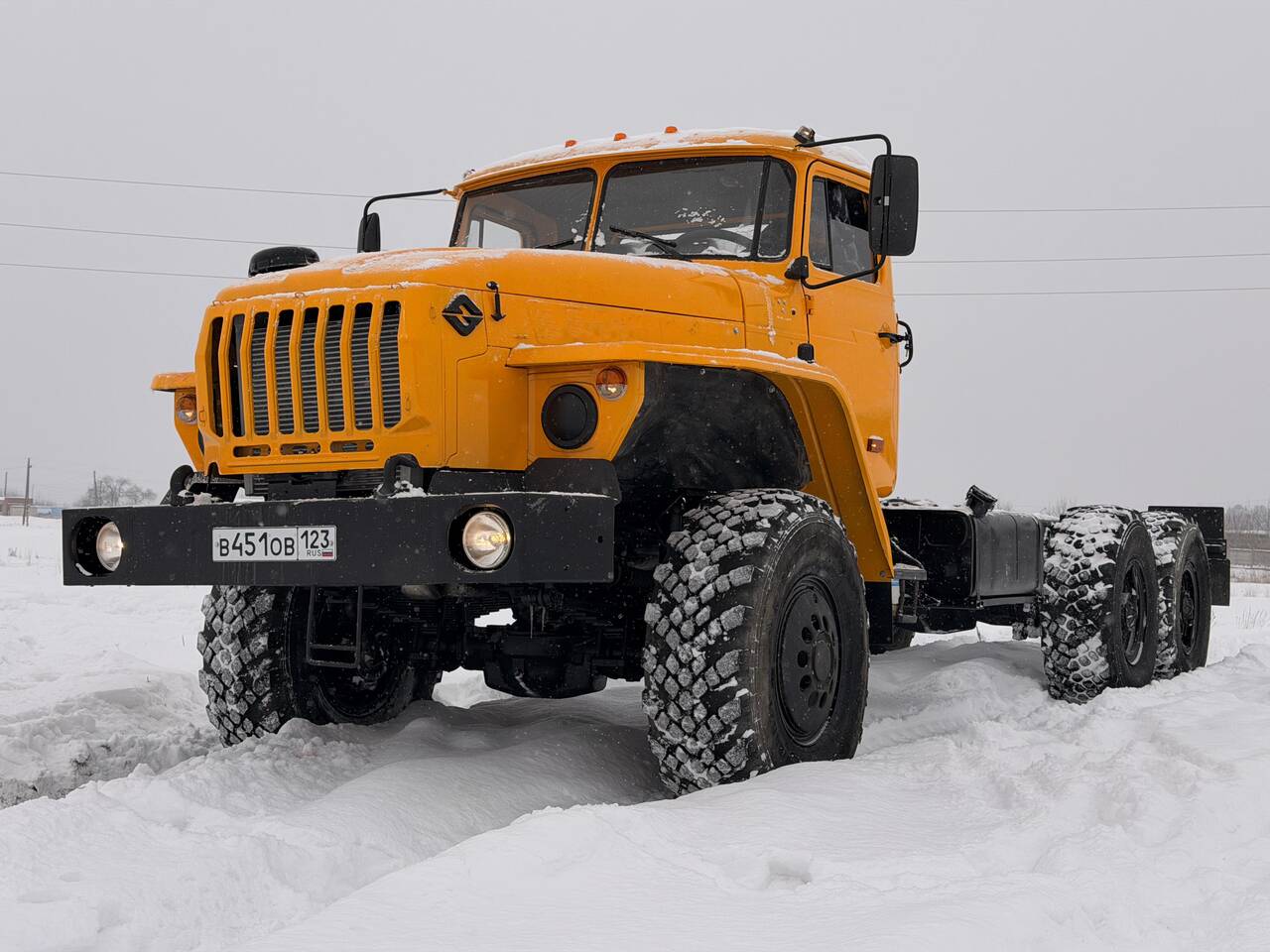 УРАЛ 4320 длиннобазовое шасси 6×6 2014 г 