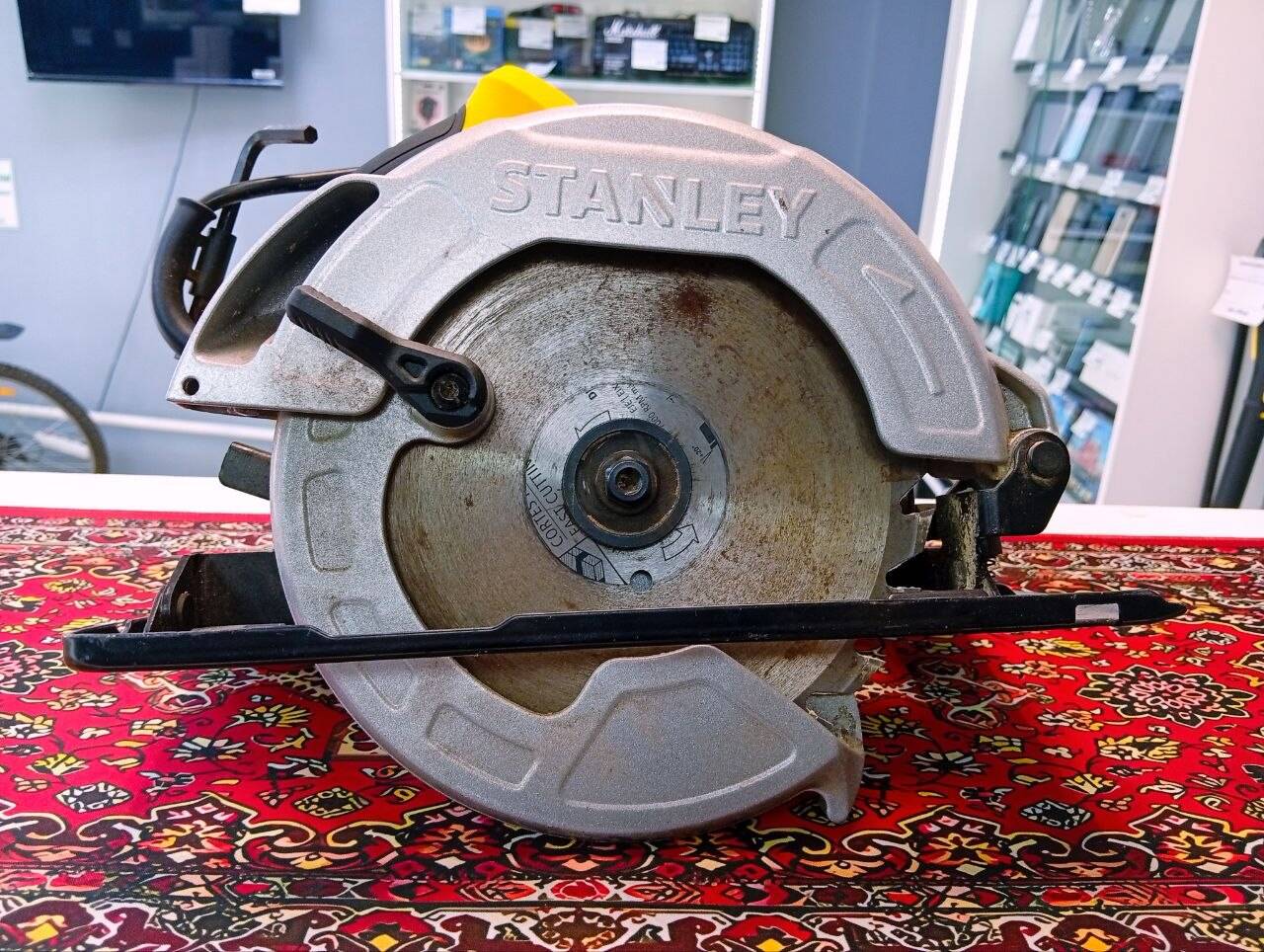 Циркулярка Stanley SC16