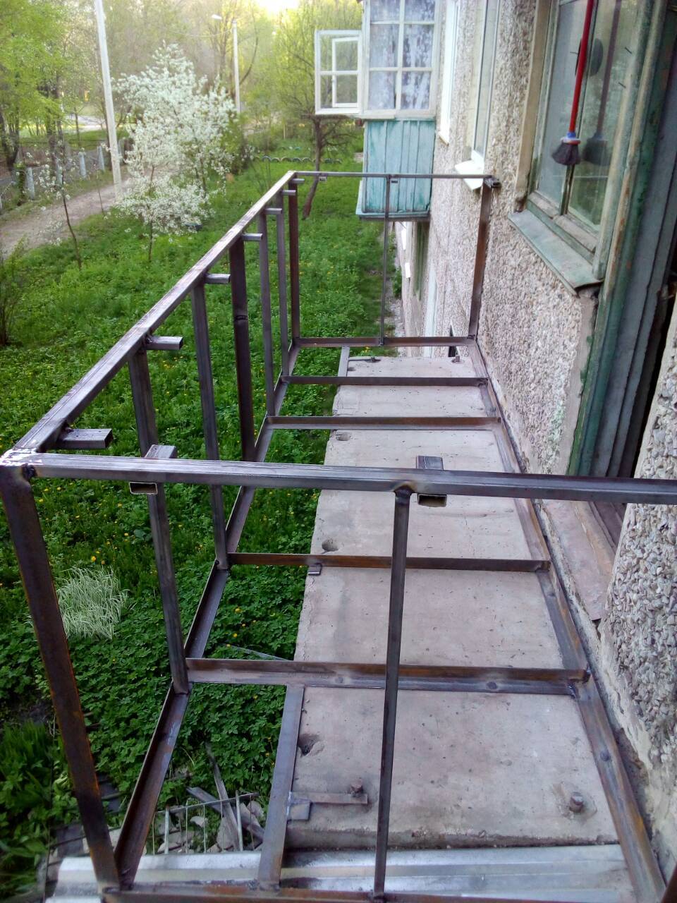 Установка рам балконов и лоджий. Утепление и обшивка. в Калуге фото 4 Услуги Калуга