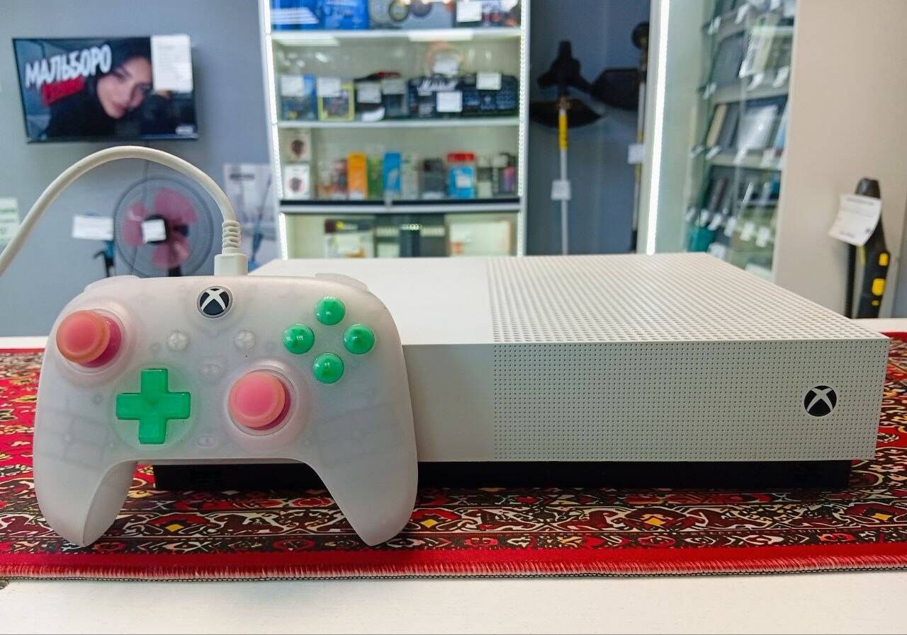 Консоль Игровая Xbox One S 1000 Gb