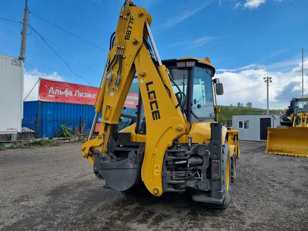 Продажа экскаватора- погрузчика SDLG (LGCE) B877F