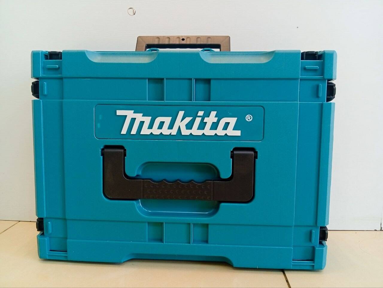 Новый Набор Аккумуляторного Инструмента Makita 5 в 1 (128V) в Ужуре фото 2 Для дома и дачи Ужур