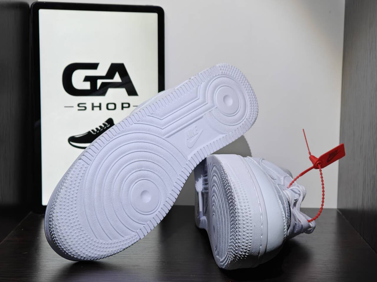 Кроссовки Nike air force 1 в Калуге фото 3 Личные вещи Калуга Кроссовки Nike air force 1 в Калуге фото 3 Личные вещи Калуга