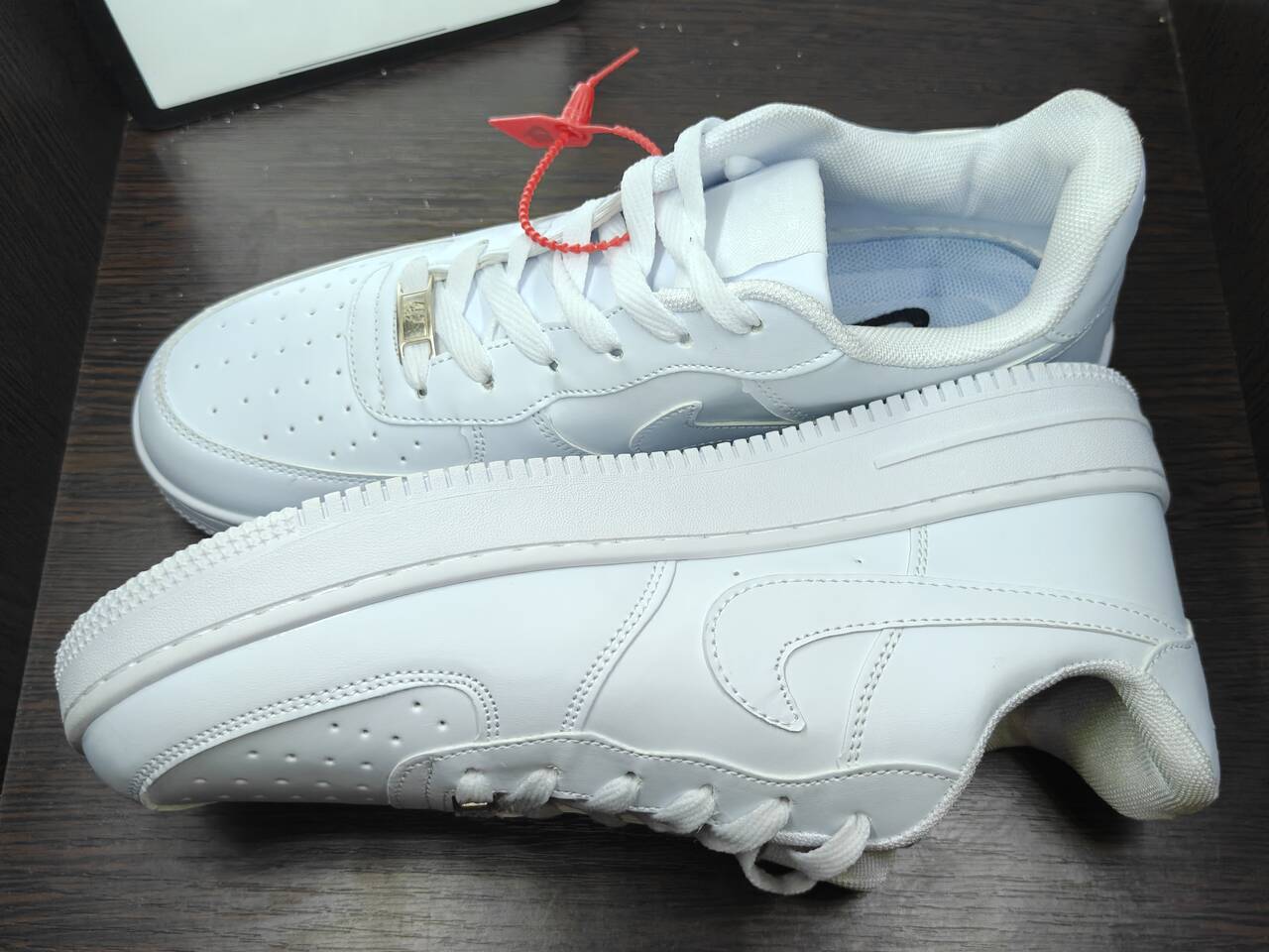 Кроссовки Nike air force 1 в Калуге фото 6 Личные вещи Калуга Кроссовки Nike air force 1 в Калуге фото 6 Личные вещи Калуга