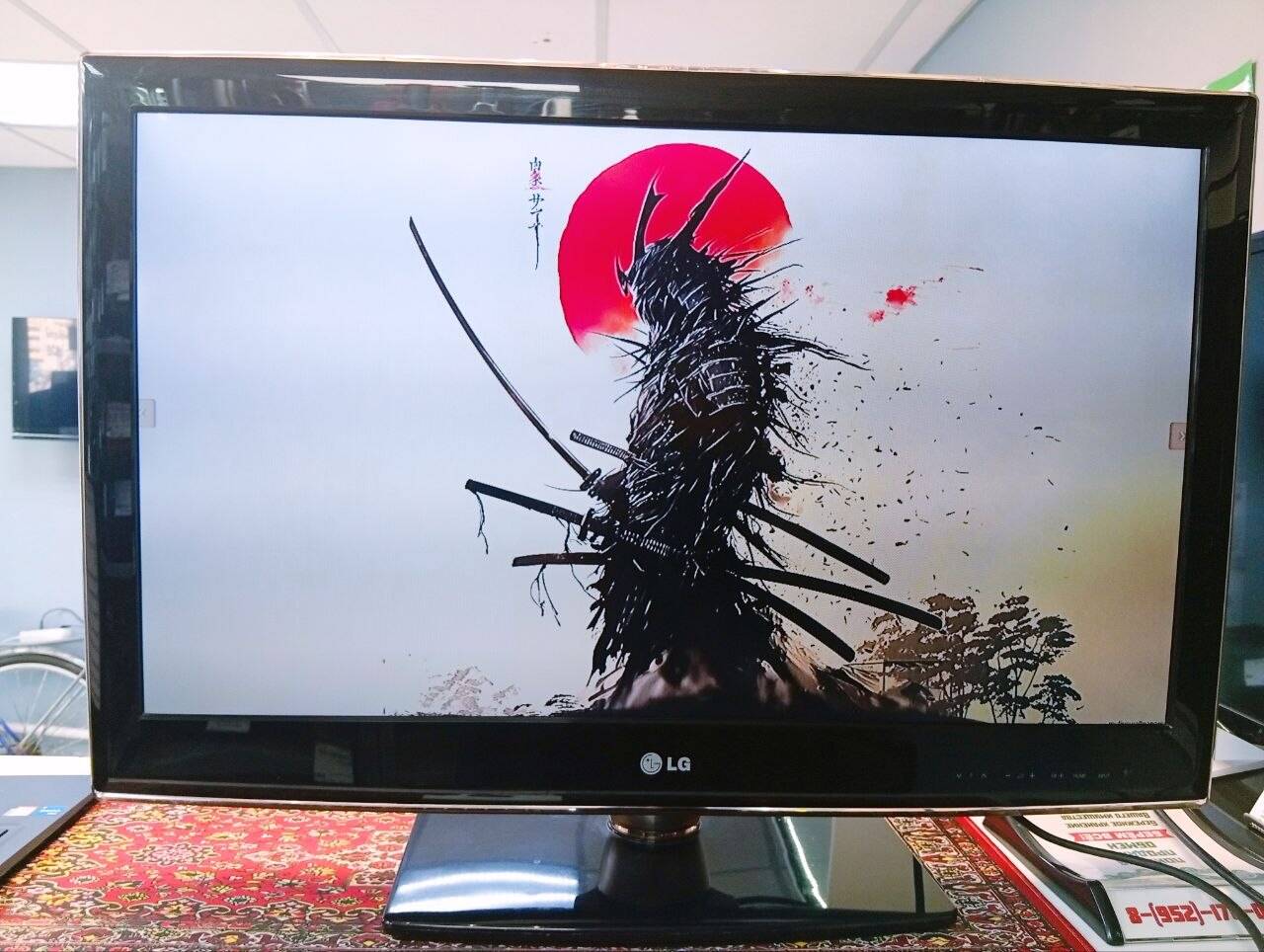 Телевизор LG 32" 32LV2500