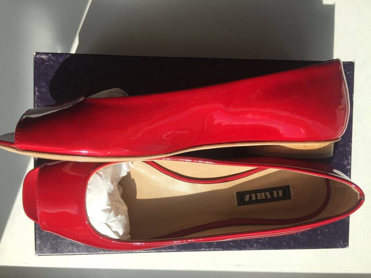 Балетки новые lesilla италия 39 размер красные лак кожа лаковая кожа кожаные мыс открыт вырез туфли в Москве фото 4 Личные вещи Москва