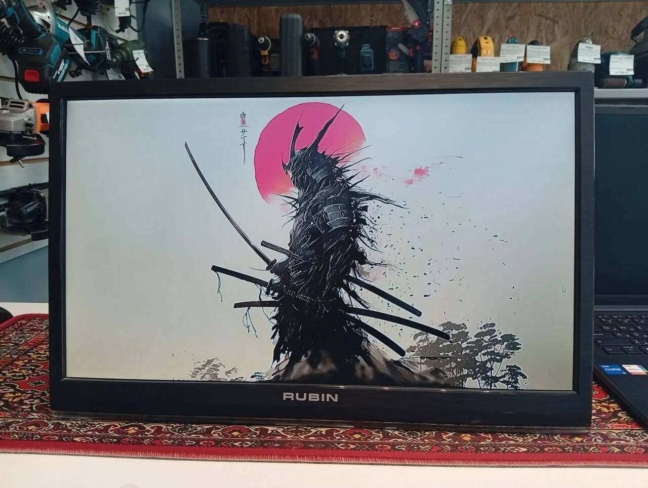 Телевизор Rubin 19" RB-19SE8