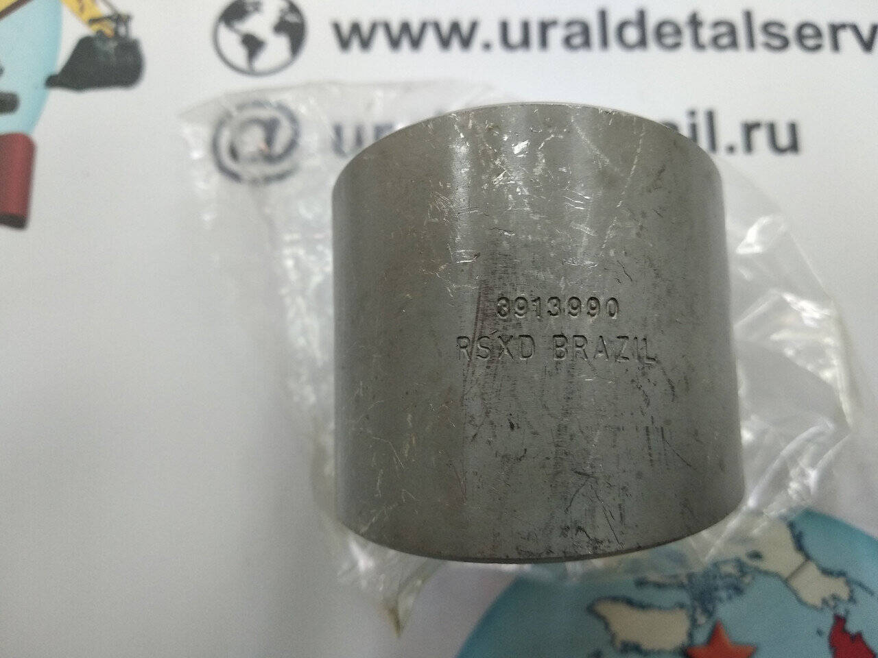 Втулка шатуна Cummins 3913990 в Екатеринбурге фото 1 Транспорт Екатеринбург