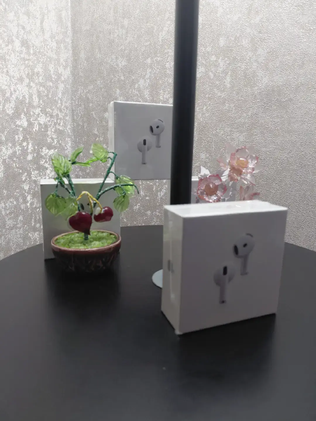 Наушники AirPods 4