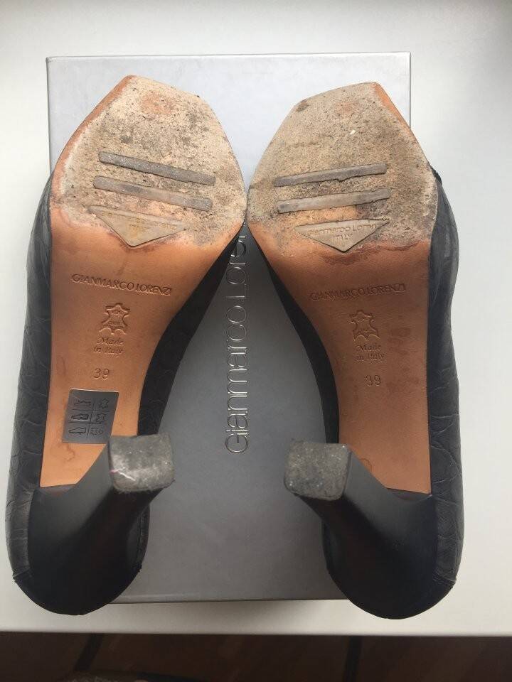 Туфли gianmarco lorenzi италия 39 размер кожа черные платформа 1см каблук 10 шпилька женские кожаные в Москве фото 3 Личные вещи Москва Туфли gianmarco lorenzi италия 39 размер кожа черные платформа 1см каблук 10 шпилька женские кожаные в Москве фото 3 Личные вещи Москва