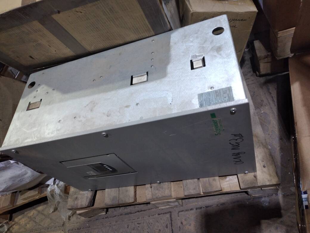Устройство плавного пуска Schneider Electric ATS48 480A 400В ATS48C48Q
